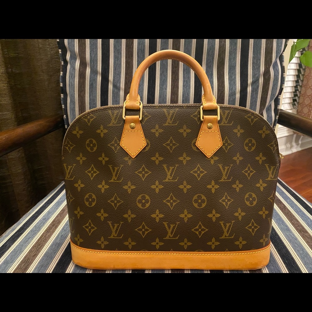 Louis Vuitton Alma